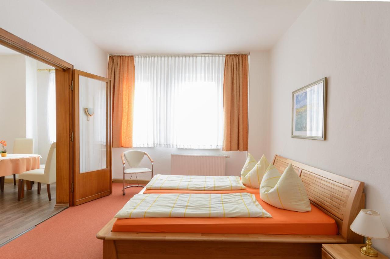 Hotel Weltrich Saalfeld Saale ภายนอก รูปภาพ